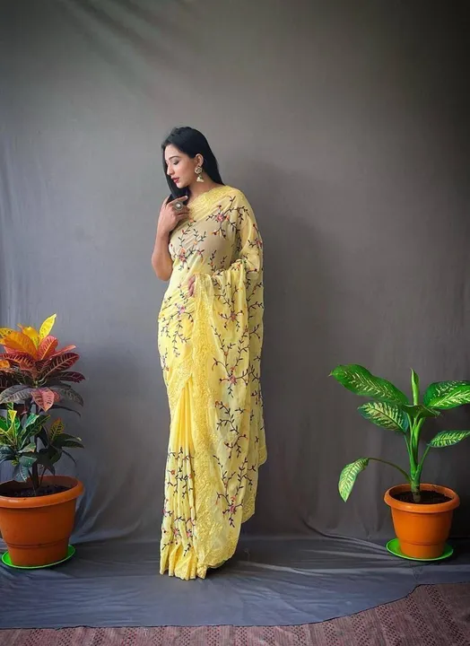 🐘🐘🐘🐘🐘

Fresh arrival in sarees♥️♥️

Sitaa✅

 Pure georgett silk saree having beautiful flowers  uploaded by business on 10/24/2023