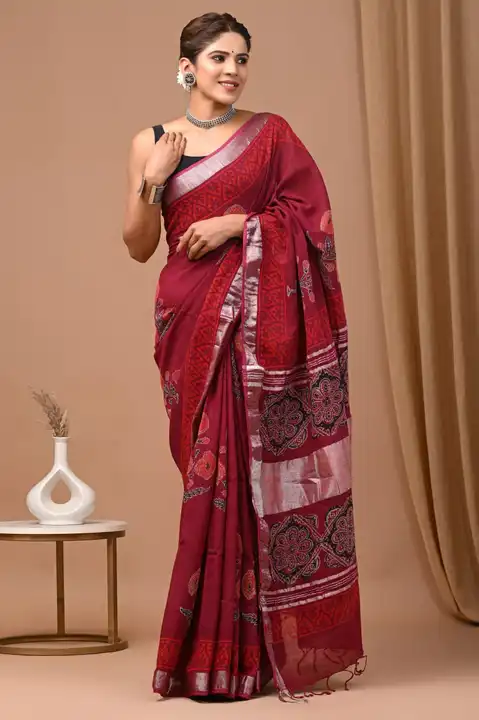 Linen saree  uploaded by The print house  on 10/25/2023