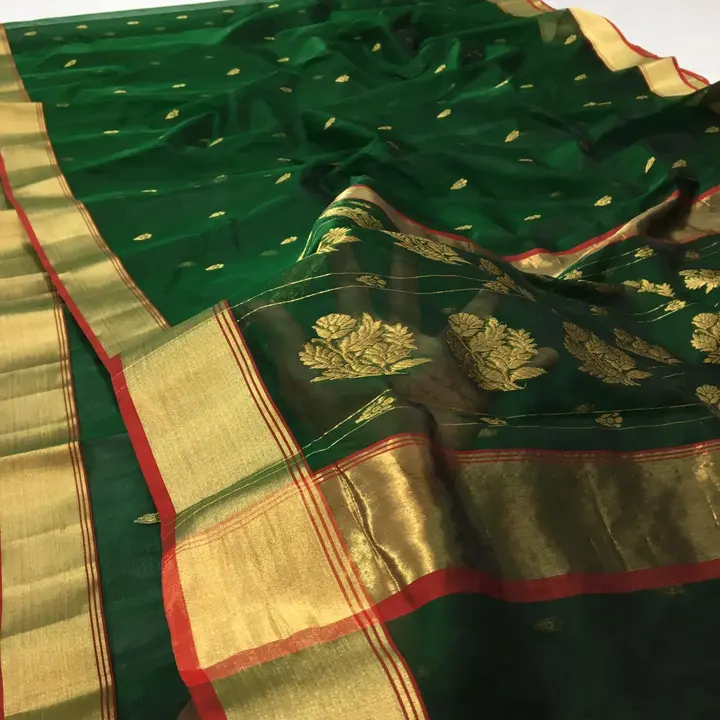 Pure handwoven traditional chanderi karan silk saree uploaded by Virasat handloom chanderi on 10/25/2023