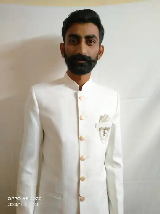 Post image Kurta has updated their profile picture.
