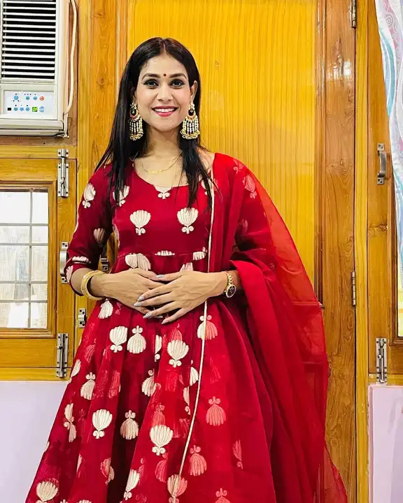 Anarkali gown with dupatta  uploaded by VINAYAK desinger  on 10/26/2023