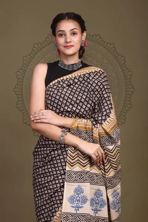 🥳 New collection 🥳 

💐 Cotton saree 💐 

Hand block printed pure cotton mulmul ....
Natural dye & uploaded by Ayush Handicarft on 10/26/2023