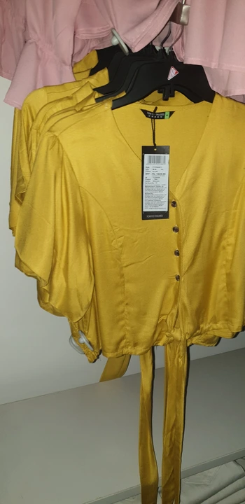 Full sleeve tops uploaded by Branded sale on 10/26/2023