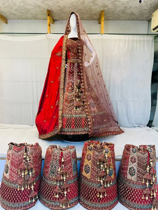 Dulhan lehenga available  uploaded by business on 10/26/2023