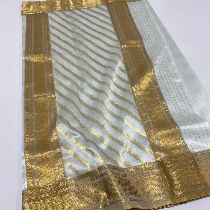 Pure handwoven traditional chanderi pattu silk saree uploaded by Virasat handloom chanderi on 10/29/2023