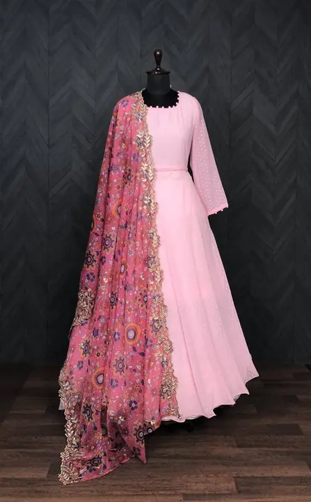Gown with dupatta uploaded by VINAYAK desinger  on 10/30/2023