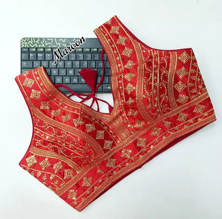 Blouse  uploaded by Saree wholesale & retail on 10/31/2023
