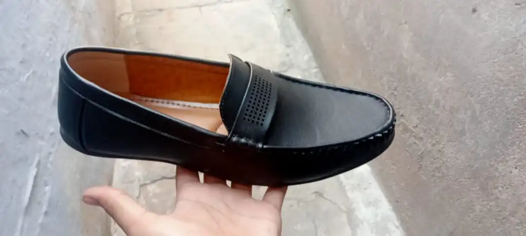 Product uploaded by Prem dilip footwear on 11/2/2023