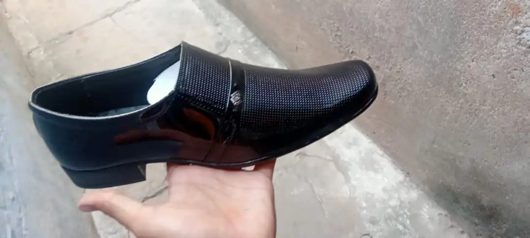 Product uploaded by Prem dilip footwear on 11/2/2023