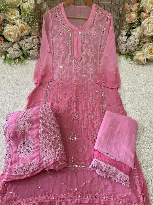 Product uploaded by Nuzhat dresses vadodara  on 11/2/2023