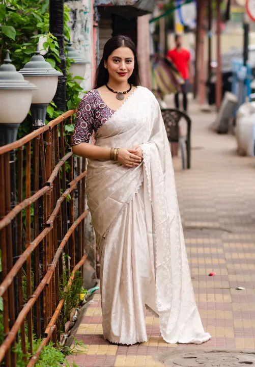 Soft crepe silk saree uploaded by business on 11/3/2023