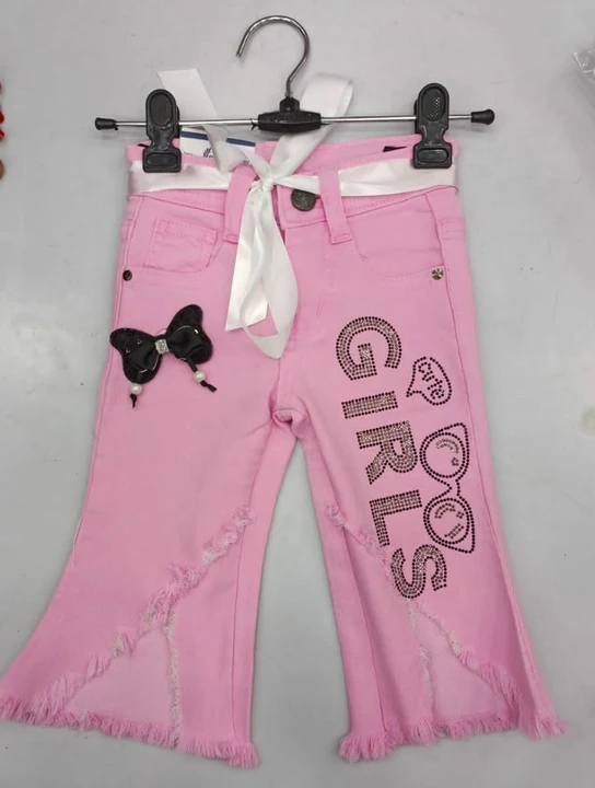 Factory Store Images of Ladies Jeans Manufacturer