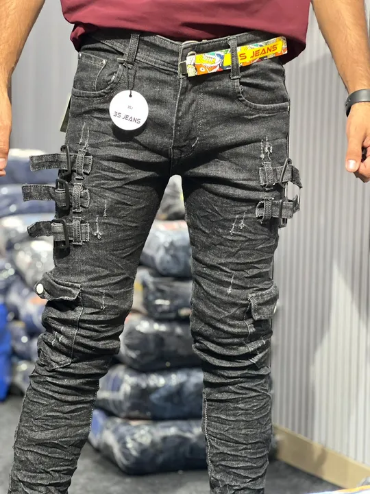Trendy men's jeans  uploaded by Visa Jeans on 11/5/2023