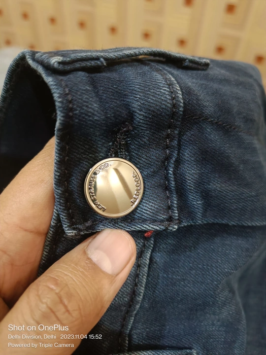 Levi's jeans original  uploaded by SARHAM ENTERPRISE on 11/6/2023