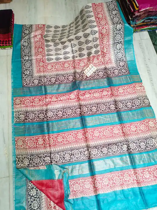 Aure design colour available  uploaded by Nayra handloom manufacturers  on 11/6/2023