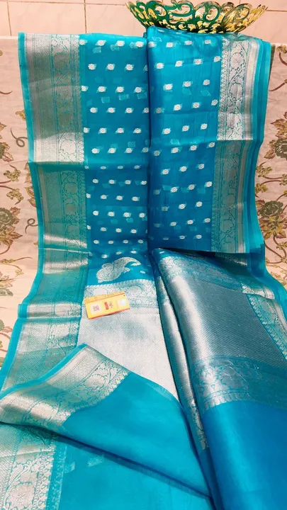 Aure bhai design colour available  uploaded by Nayra handloom manufacturers  on 11/6/2023