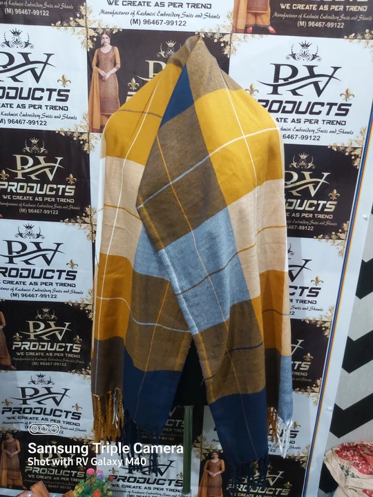 Woolen shawl  uploaded by Rv Products on 11/8/2023