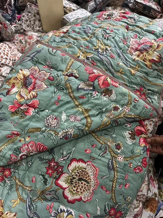 Reversible cotton quilt Double bed  uploaded by Bhatra Handloom on 11/12/2023