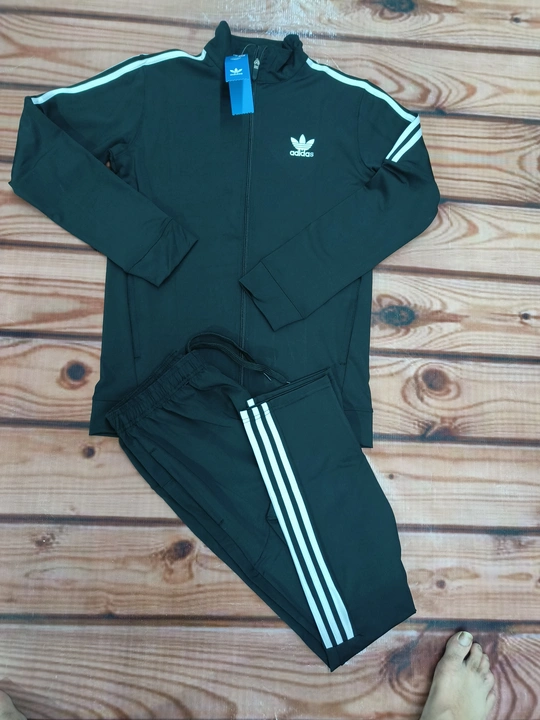 Track suit uploaded by Zamzam creation  on 11/13/2023