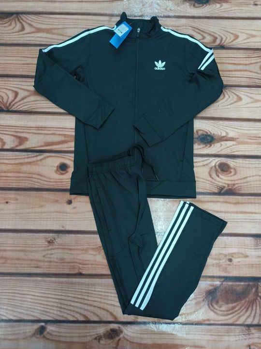 Track suit uploaded by Zamzam creation  on 11/13/2023