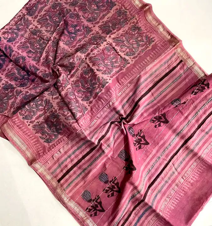 Pure cottan Maheshwari silk sarees  uploaded by Handloom print on 11/13/2023