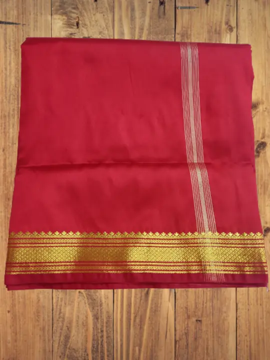 Traditional paithani dhoti for men
 uploaded by Asian saree on 11/15/2023