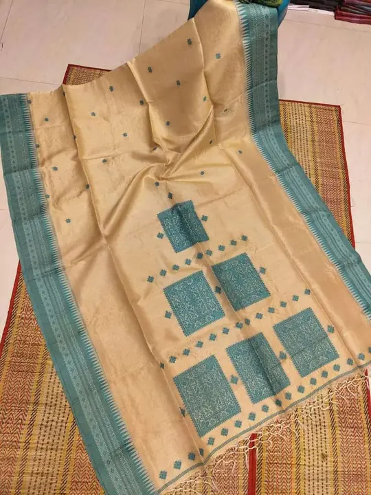 Product uploaded by Matri Saree Center on 11/16/2023