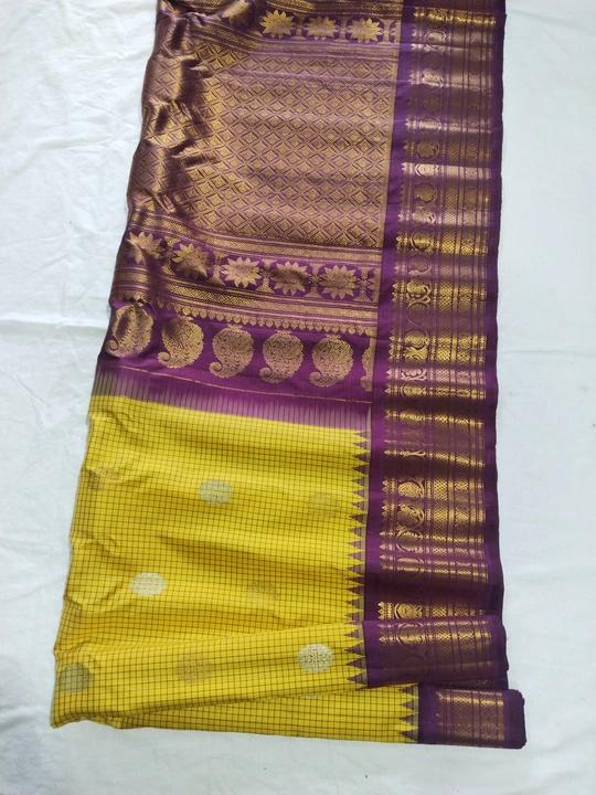 Gadwal silk sarees uploaded by Pavan Handloom on 11/17/2023