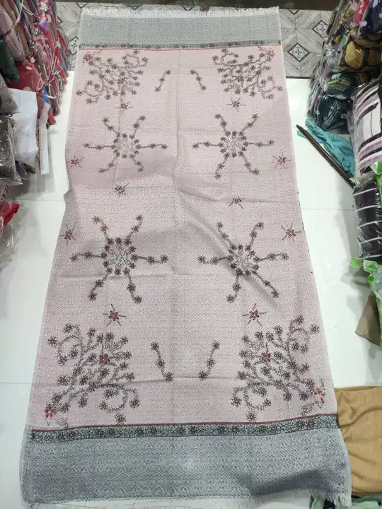 Roto shawl uploaded by Sachin enterprises on 11/20/2023