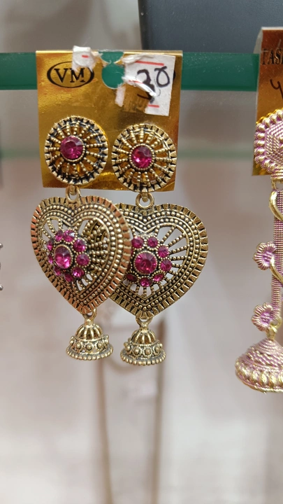 Pack of 4 best earrings combo uploaded by Krishna collection on 11/20/2023