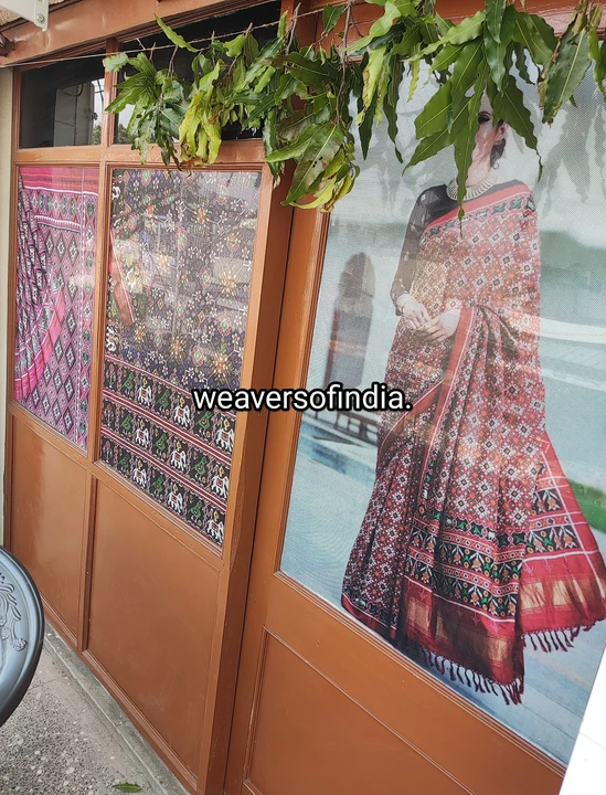 Shop Store Images of weaversofindia