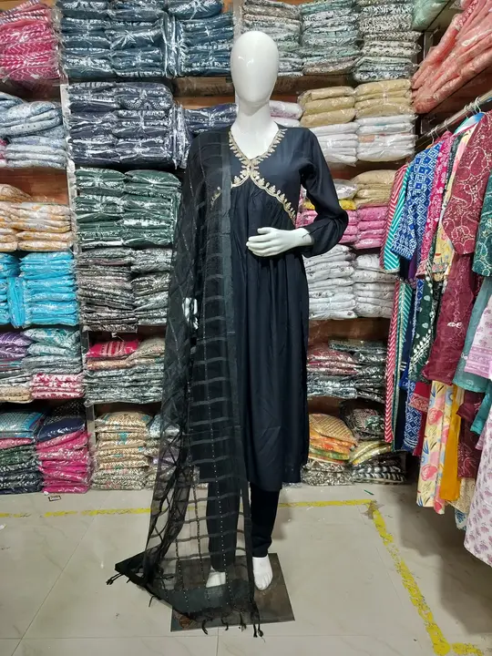 Black embroidered kurta pant and dupatta set  uploaded by Aleexa Outlet on 11/23/2023
