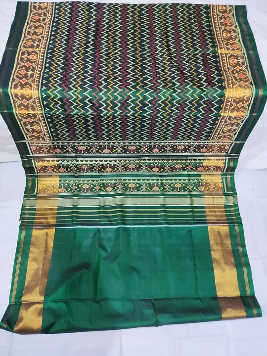 Green pure silk patola saree with silk mark  uploaded by weaversofindia on 11/25/2023