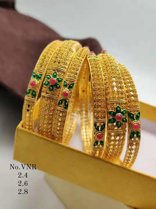 Designer bangles set uploaded by Neekibha Collections  on 11/26/2023