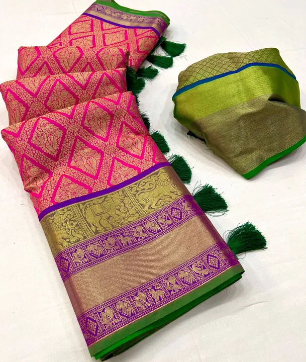 Zari weaving motifs & tassel attach at pallu soft Kanjivaram silk saree uploaded by DHANANJAY CREATIONS on 11/27/2023