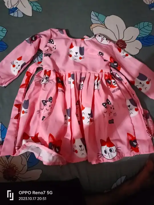 *GIRLS FROCK*

*SIZE 1 TO 6 YEARS MIX*

*DESIGN AND COLOUR MIX*

*PIC 70 ONLY*

*RATE 150 RS*

*BOOK uploaded by business on 11/28/2023