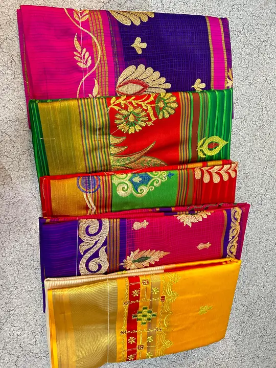 Fancy Daily Wear Saree
Colour  -  5
Set        - 5
MOQ     - 10
 uploaded by H.A Traders on 12/1/2023