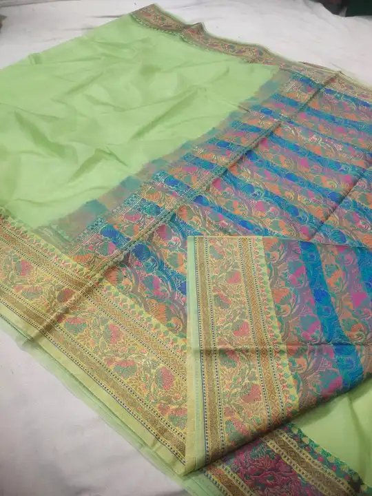 Banarasi organza Silk saree uploaded by Ahmad Textile on 12/3/2023