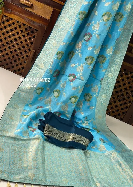 Here we come with all time favorite weaved saree that never fails to attract u all🥰

The *rich and  uploaded by Divya Fashion on 12/4/2023