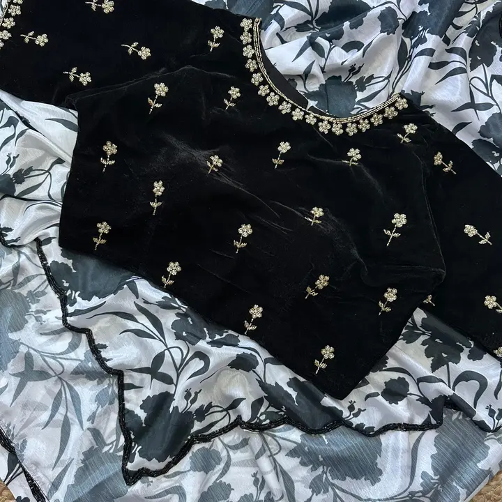 Saree uploaded by Taha fashion from surat on 12/4/2023