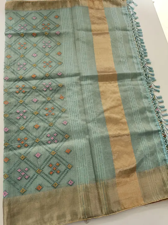 Product uploaded by Mukesh Saree Centre on 12/5/2023