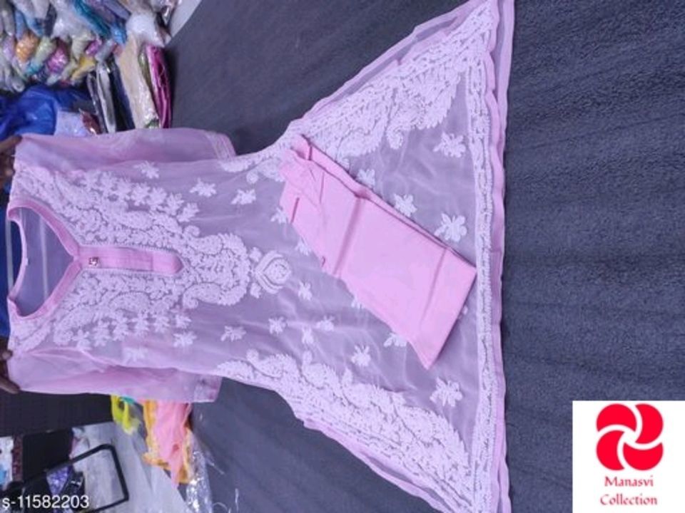 Post image Manasvi Collection 
Fabric: Chiffon
Pattern: Chikankari
Combo of: Single
Sizes:
XS,S,M,L,XL,XXL,XXXL
₹650