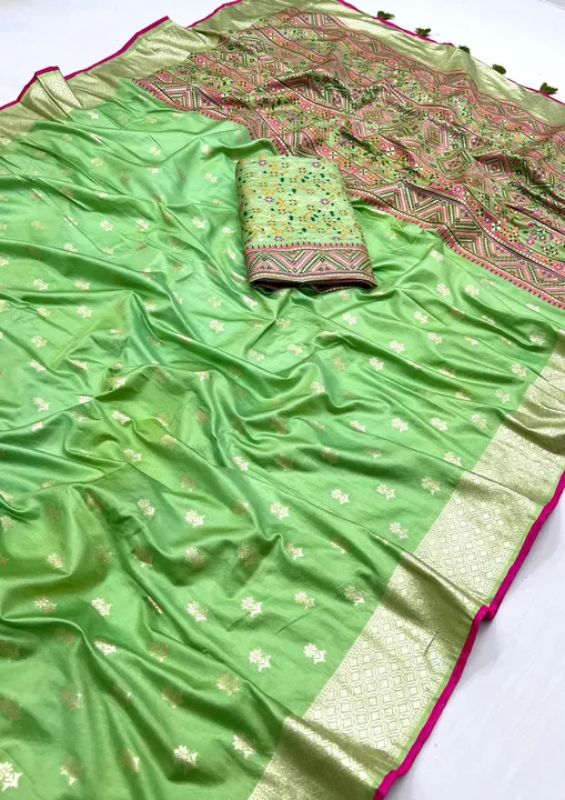*New arrivals ✨*

*Catlog :- Kasturi*

*Pure muslin viscose silk saree with pashmina pallu & allover uploaded by business on 12/7/2023