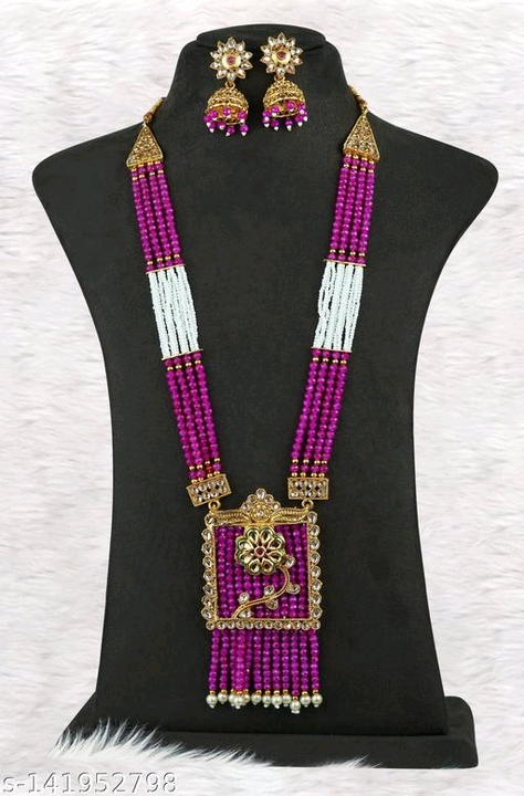 Post image I want 5 pieces of Jewellery set  at a total order value of 500. I am looking for Catalog Name:*Shimmering Elegant Jewellery Sets*
Base Metal: Alloy
Plating: Gold Plated
Stone Type: . Please send me price if you have this available.