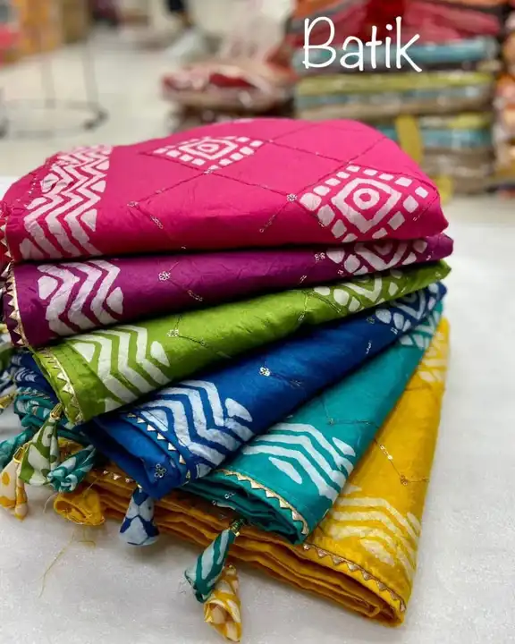 Product uploaded by Mukesh Saree Centre on 12/8/2023
