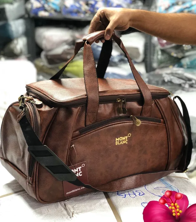Travel bag  uploaded by MA COSMETICS AND BAGS on 12/8/2023
