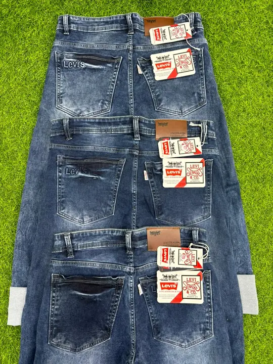 Product uploaded by M❤️ M  jeans whollssel Manufacturer on 12/9/2023