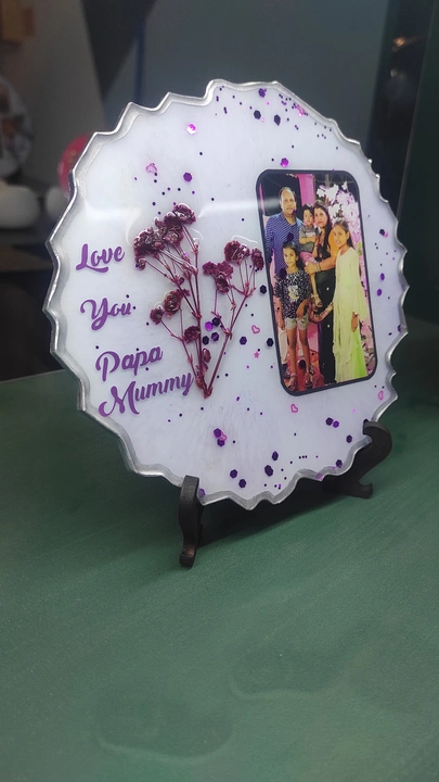 Resin picture frame  uploaded by business on 12/10/2023