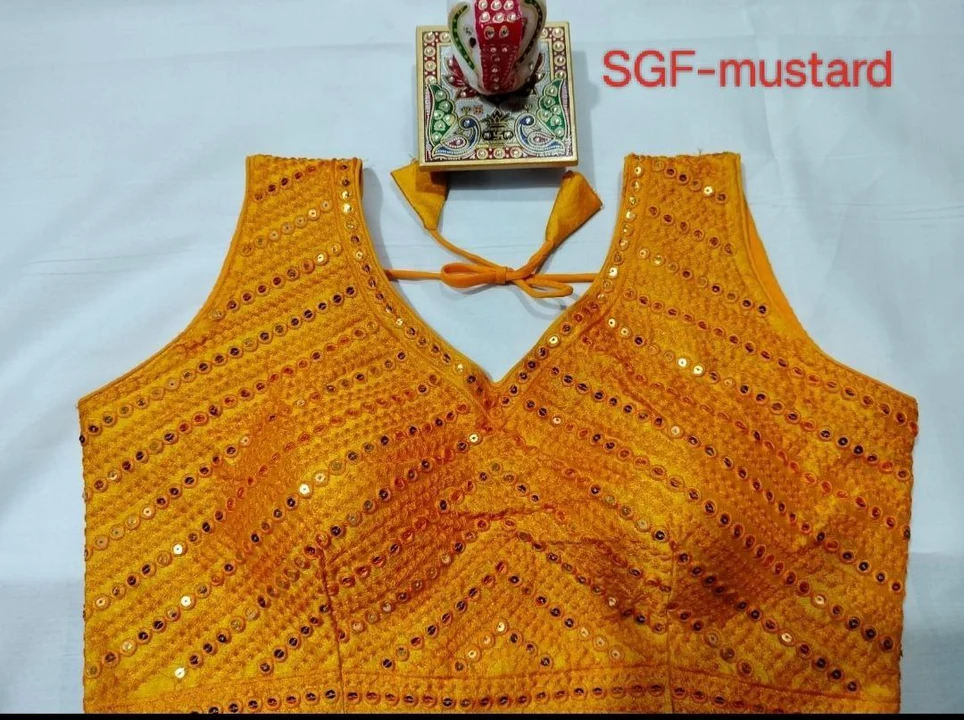 Pagdi Thread Work Blouse uploaded by Shree Ganpati Fashion on 12/12/2023