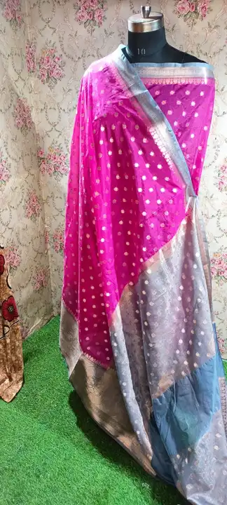 Product uploaded by Banarasi saree hub on 12/13/2023